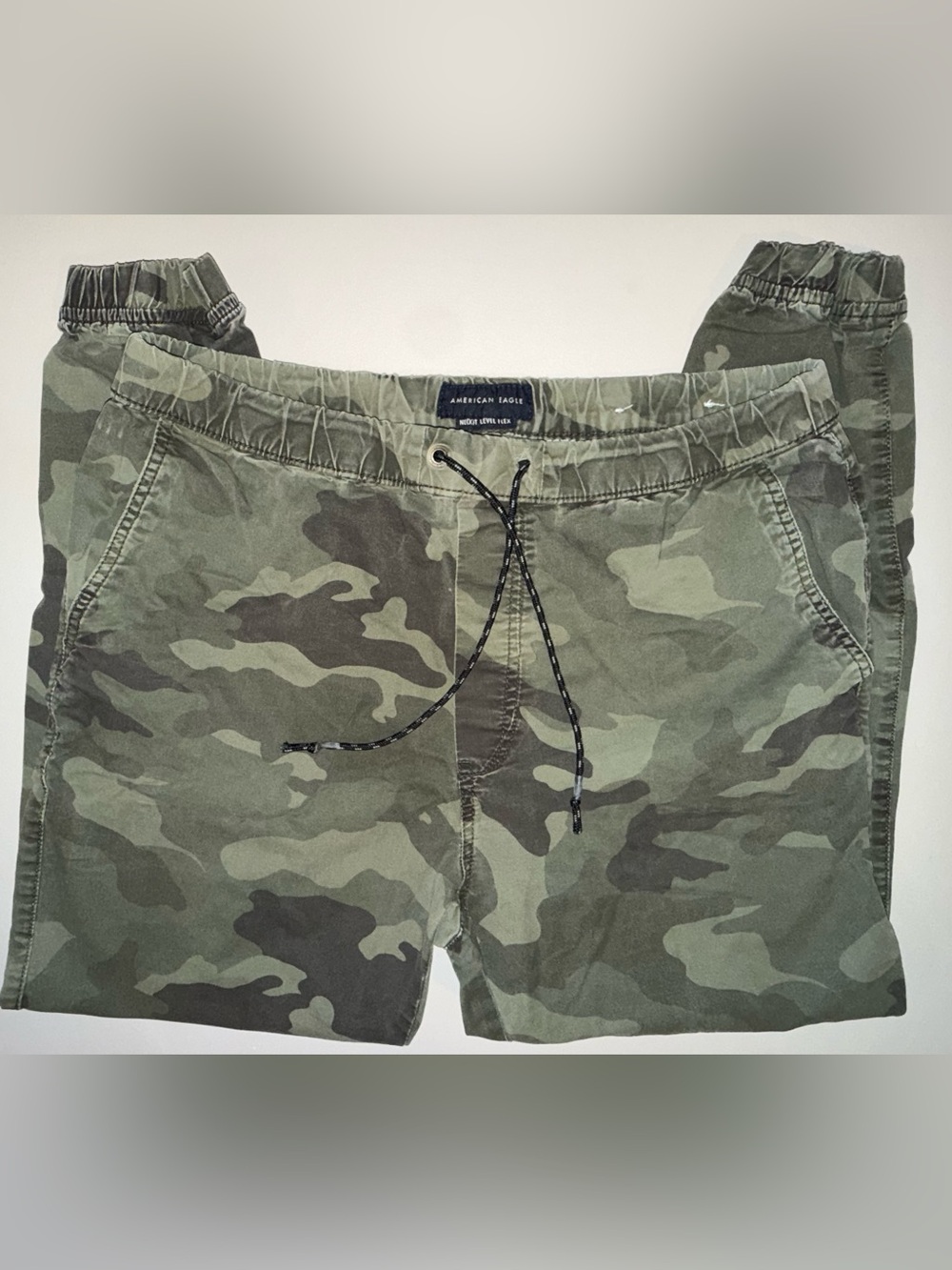 American Eagle Camo Drawstring joggers Olive Green